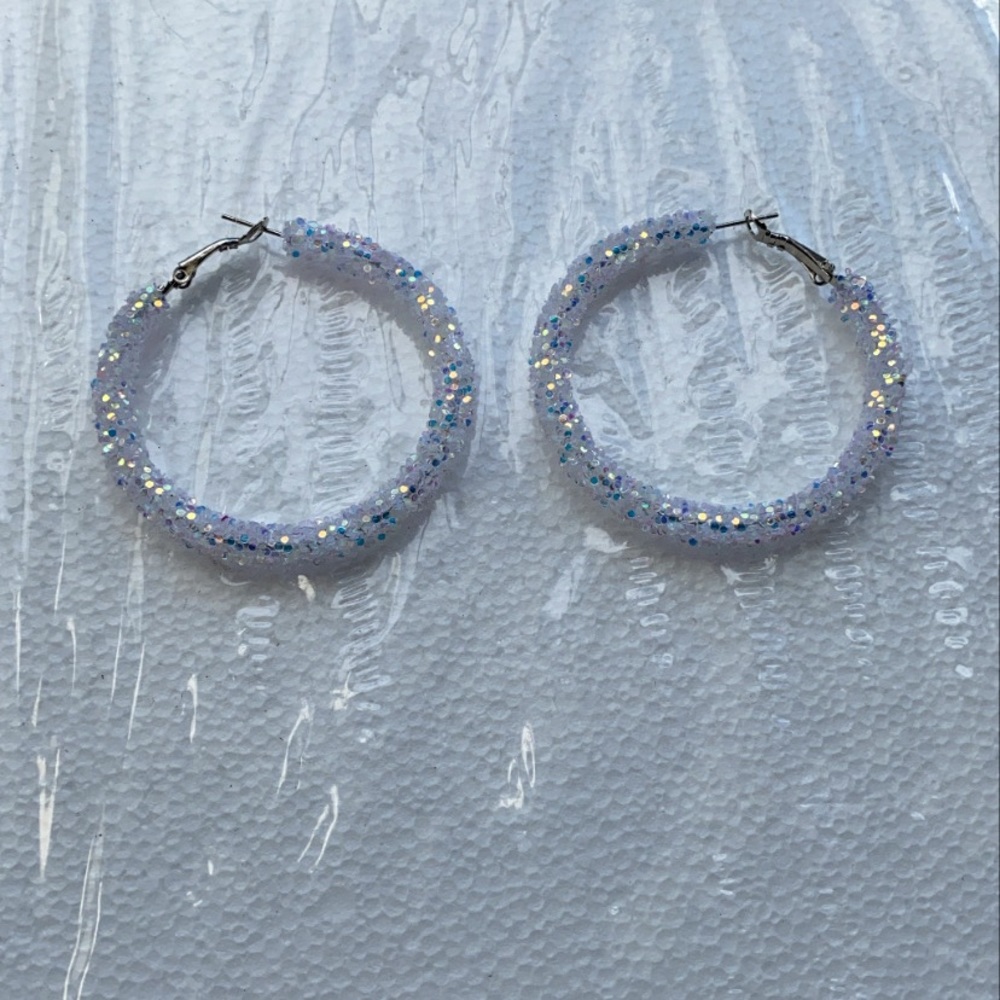 *NWOT***Bling iridescent Circle Earrings 45mm❤️💕